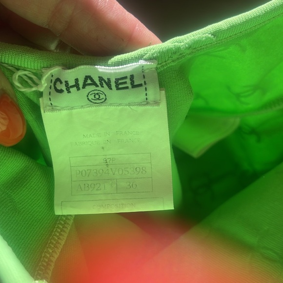 CHANEL RARE COLLECTORS ARCHIVAL
LIME GREEN ONE PIECE JUMPER / 36 - Picture 3 of 6